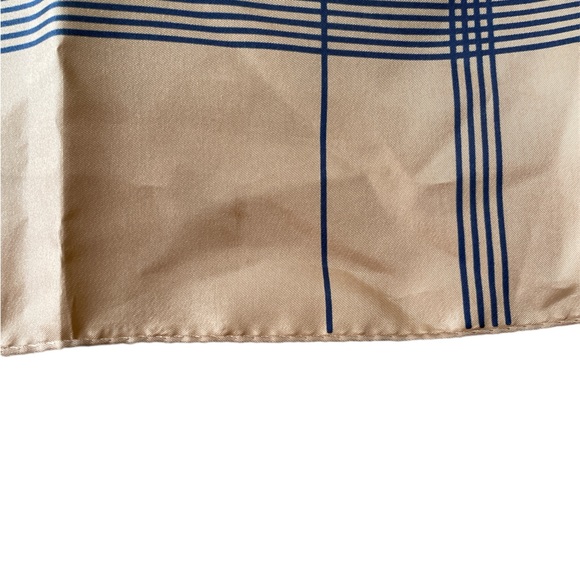 Vintage Scarf Square 27" Bold Geometric Pattern - Picture 5 of 9